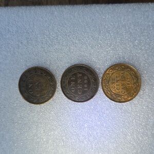 Vintage Canadian One Cent Coins